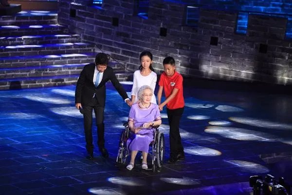 如何评价2019年央视《开学第一课》？