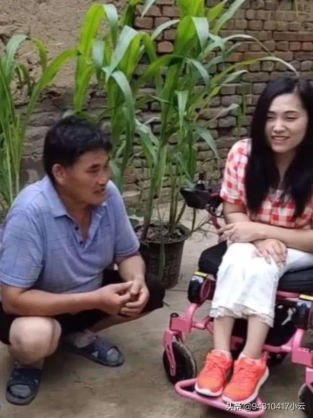 大衣哥朱之文在演艺界成名后，为什么不忘回乡种地？