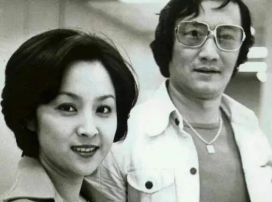 谢贤老婆有几个：谢贤的女朋友及感情史