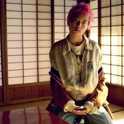 客观的评价，窦靖童是一个合格的歌手吗？