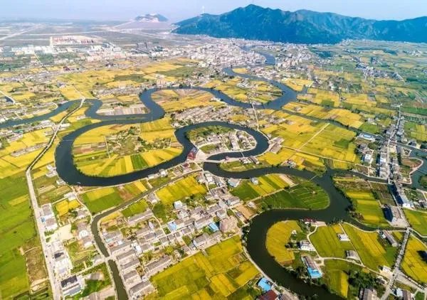 这个镇,被称为“中国第一座农民城”,龙港撤镇设市,那么龙港有什么好玩的?