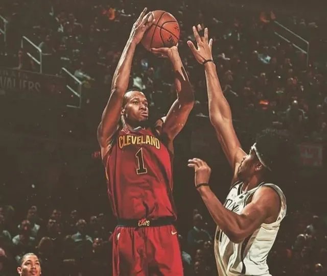 骑士4-0横扫猛龙,胡德第四节拒绝出场,18-19赛季胡德还能留在骑士吗?