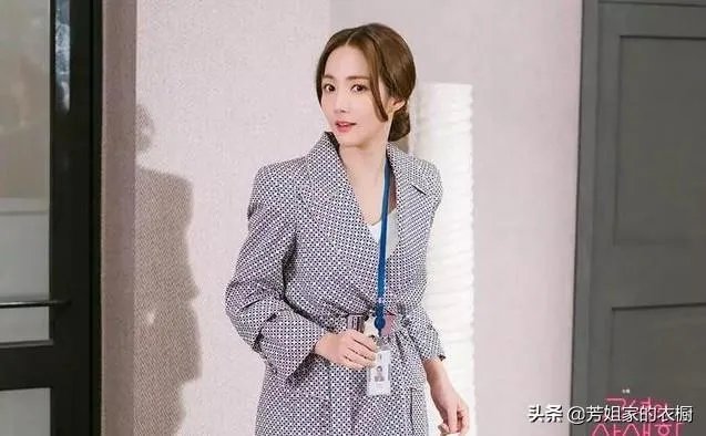 看韩剧学习服装搭配靠谱吗?