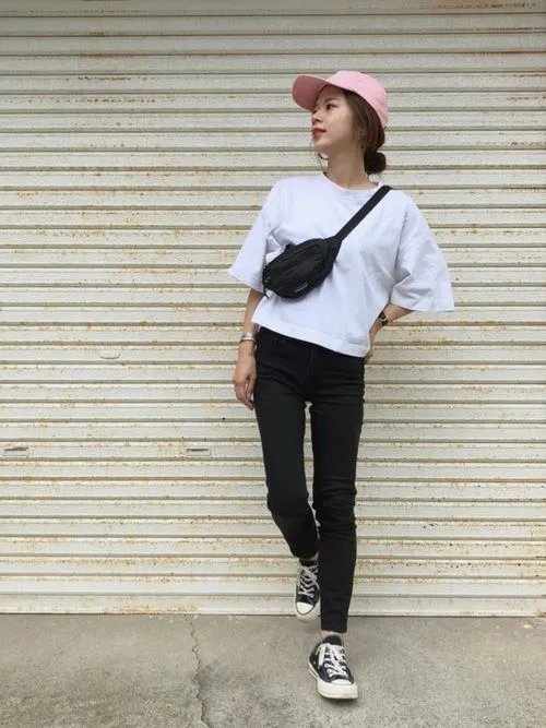 白色t恤怎么搭配 20款不重复白t恤穿搭