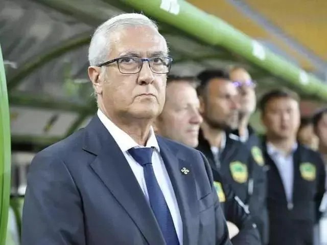 续约曼萨诺，你认为贵州下赛季会取得怎样的成绩？