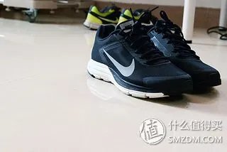 Nike 耐克 NIKE ZOOM STRUCTURE+ 17 SHIELD 男款跑步鞋 616304