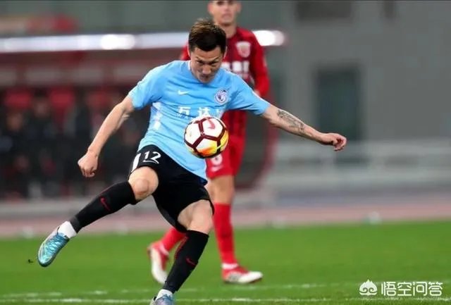 中超首轮,大连一方被上海上港8-0狂胜,昔日王者大连足球到底怎么了?