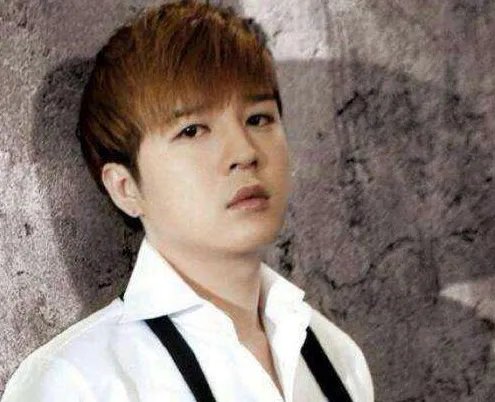 SJ成员“神童”确诊新冠肺炎,目前他的身体状况如何?