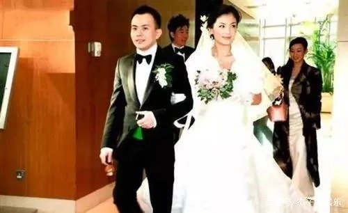 刘涛转身嫁给王珂，李玮珉：宠爱4年，却不如人家20天的结果，这是为何？