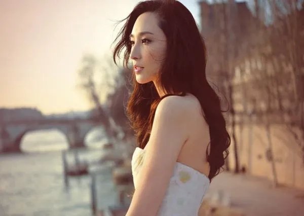 5年4胎的吴佩慈，至今都没成功嫁入豪门，为何她对豪门有这么大的执念？