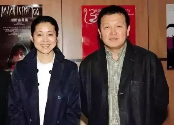嫁给杨亚洲的倪萍太幸福,一个细节看出两人有多般配,比陈凯歌强,咋看?