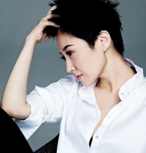 许晴为什么哭原因曝光  挂脸呛声郑爽给陈意涵难堪