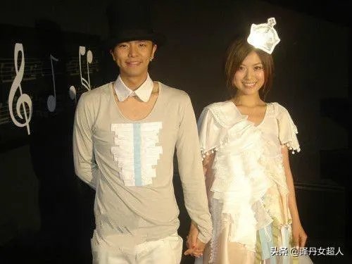 爱的主旋律是什么电视剧的歌？