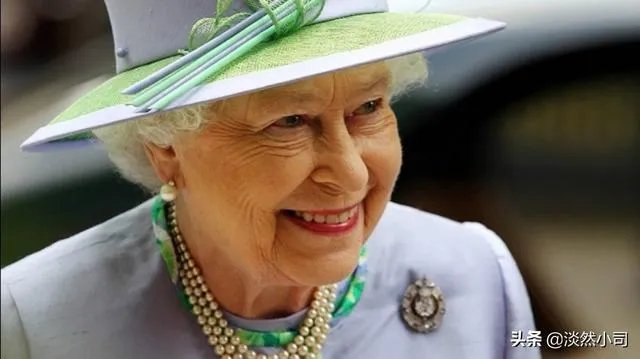 约翰逊成为英国下任首相，女王可能被迫违反王室规定，这是怎么回事？