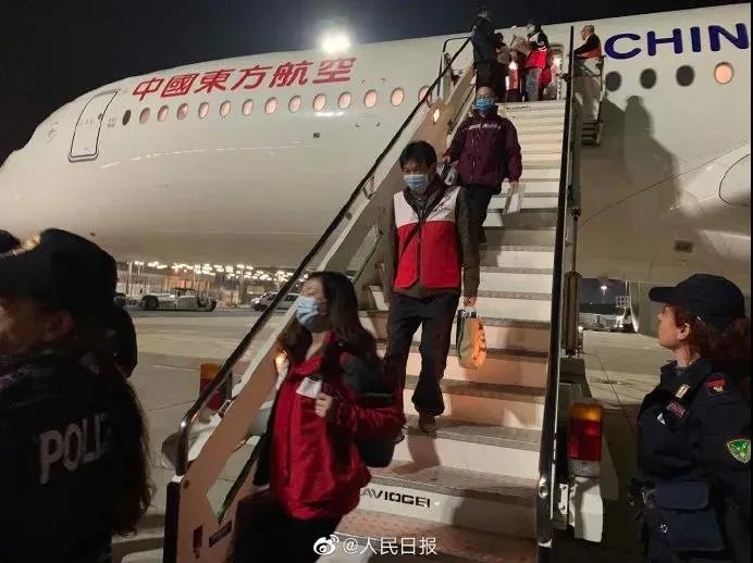 意大利，一天新增2651例