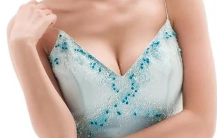 注射隆胸多少钱