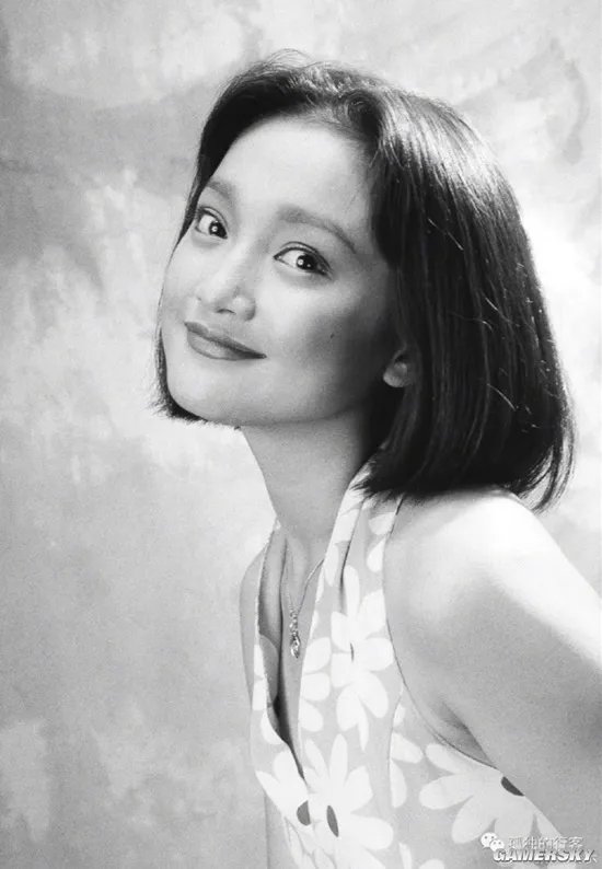 周迅19岁旧照写真晒出 灵动可爱纯欲动人