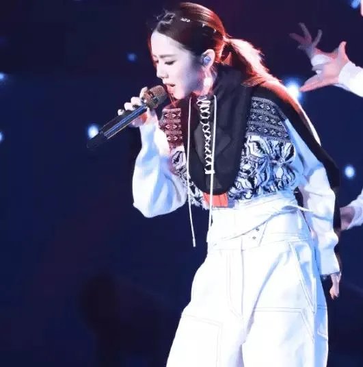 铁肺公主邓紫棋有哪些高音歌曲,就是一般人不敢轻易翻唱的?