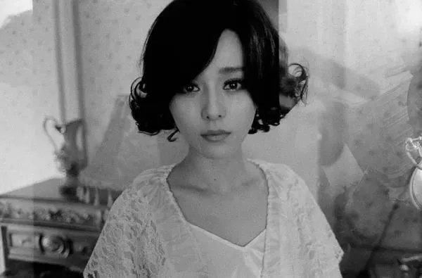 路易威登官宣范冰冰为代言人,为何范冰冰出事后还能资源不断?