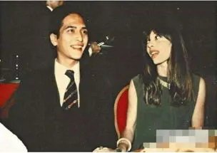 何猷佳怎么夭折的 是赌王何鸿燊最小的儿子