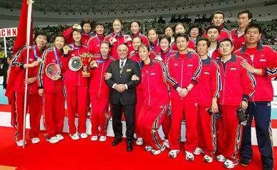 中国女排为什么接连惨败?