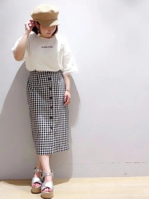 白色t恤怎么搭配 20款不重复白t恤穿搭