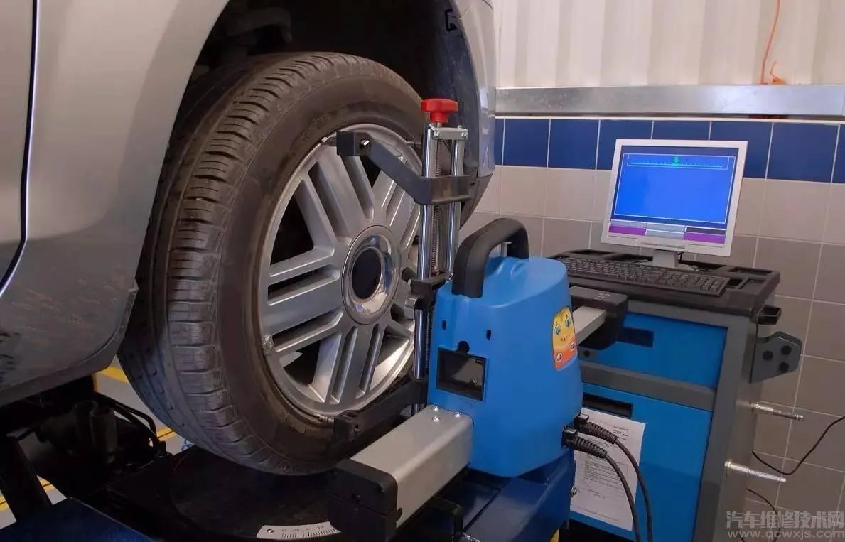 四轮定位仪的使用操作步骤教程介绍