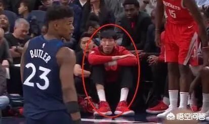 周琦在NBA季后赛进入轮转，周琦这是要崛起了吗？