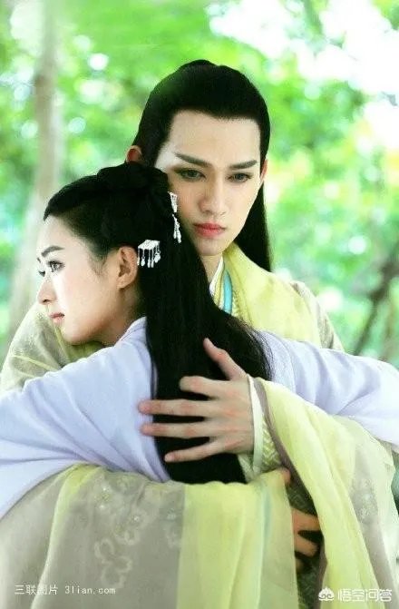 赵丽颖长的漂亮人缘又好，哪部影视是她的成名作？