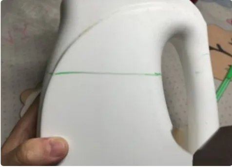 洗衣液瓶子做简易花盆制作方法图片大全