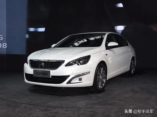 想买一辆二手车,价格6-7万,有什么推荐,要不费油的?