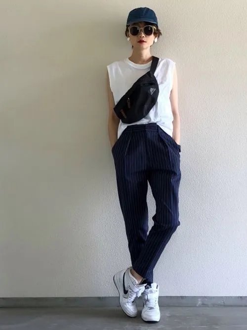 白色t恤怎么搭配 20款不重复白t恤穿搭