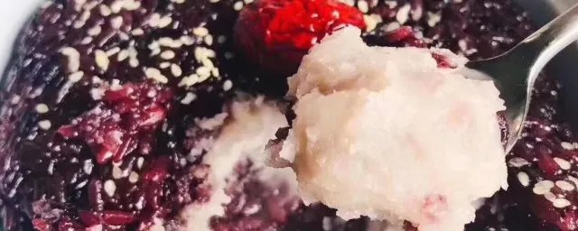 紫米芋泥八宝饭做法