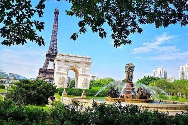 去深圳旅游，第一站应该选择去哪玩？可以推荐下么？