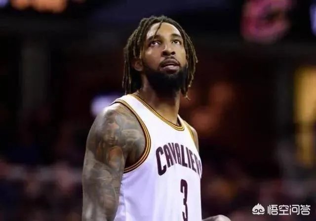 德里克威廉姆斯因为什么被骑士放弃?