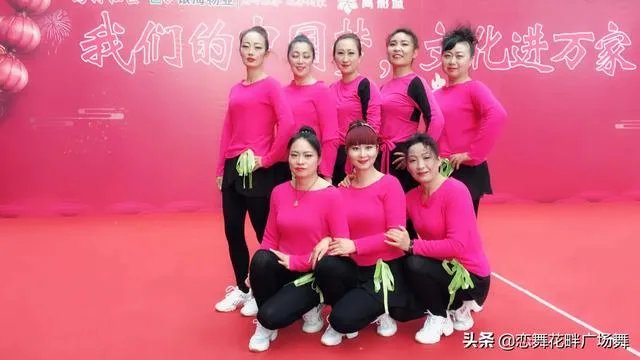 学跳广场舞的双人舞和单人舞,哪种更难?