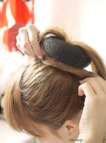 甜甜圈盘发器到底怎么用啊，，求详细图解。。 网上买了个甜甜圈，到手后发现不会用，哭死。。