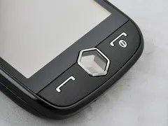 超值智能触屏3G手机 三星I8000跌破3000