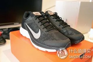 Nike 耐克 NIKE ZOOM STRUCTURE+ 17 SHIELD 男款跑步鞋 616304