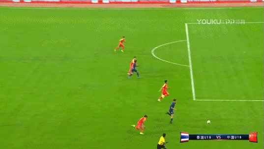 国青0-2负泰国耻辱之战，门将扑球进自家球门，前锋空门推射不进，中国足球还有救吗？