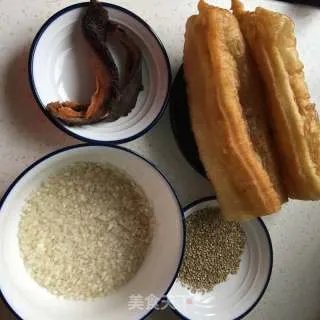 红极参藜麦油条粥