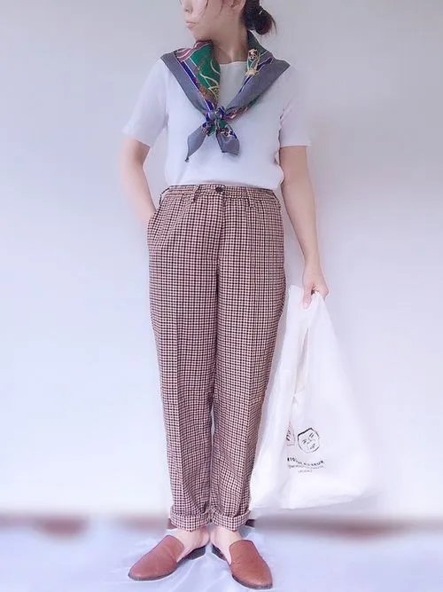 白色t恤怎么搭配 20款不重复白t恤穿搭