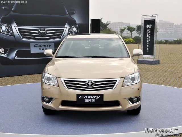 想买一辆二手车,价格6-7万,有什么推荐,要不费油的?