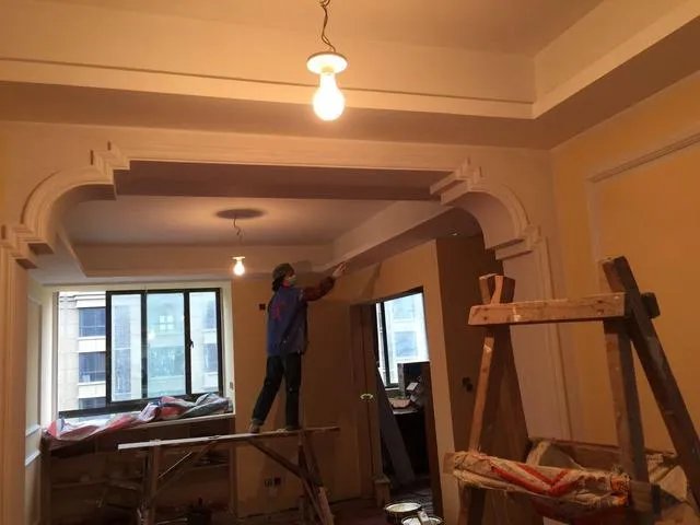 家装，是找公司还是找朋友装修比较好？