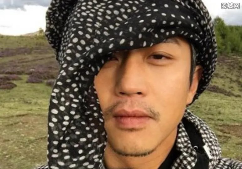 曝邓超出轨江一燕遭孙俪抓包 看完新闻惊呆了