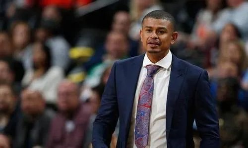 三连败换帅之后两连胜，太阳队有哪些改观？