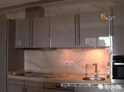 北京女演员将杭州豪宅出租,回杭后发现4万元的床被尿成了“地图”,这事你怎么看?