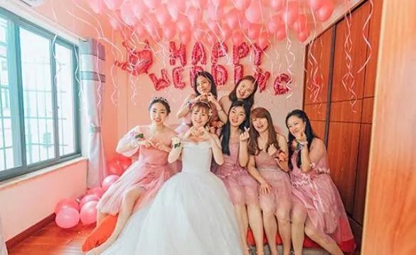 伴娘人数可以是3个吗 伴郎伴娘一般是几个人啊