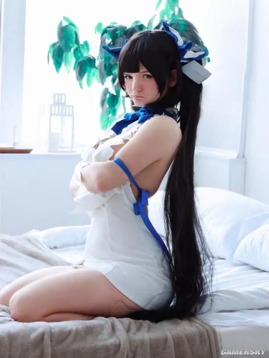 肉感身材突破次元壁 可爱娇小的俄罗斯正妹COSER