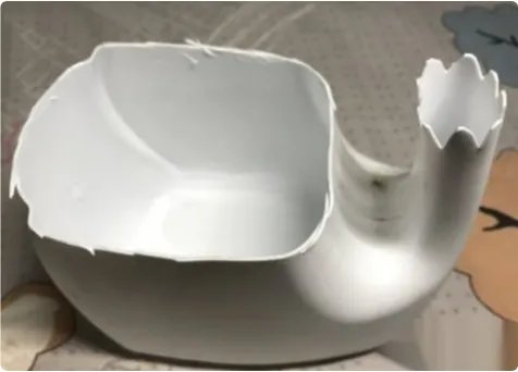 洗衣液瓶子做简易花盆制作方法图片大全